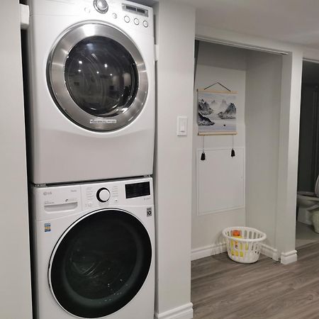 Perfect Location Comfort Private House Lower Level 2 Bedroom Unit Μισισάουγκα Εξωτερικό φωτογραφία