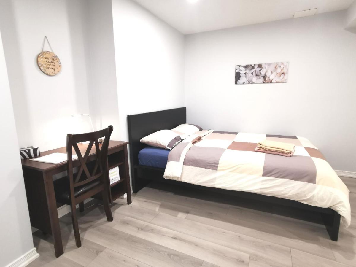 Perfect Location Comfort Private House Lower Level 2 Bedroom Unit Μισισάουγκα Εξωτερικό φωτογραφία